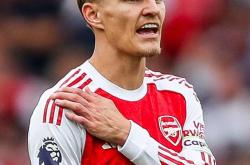 包含今夜阿森纳备战国王杯，伤情更新细节曝光，管理层满意，控场能力受关注的词条